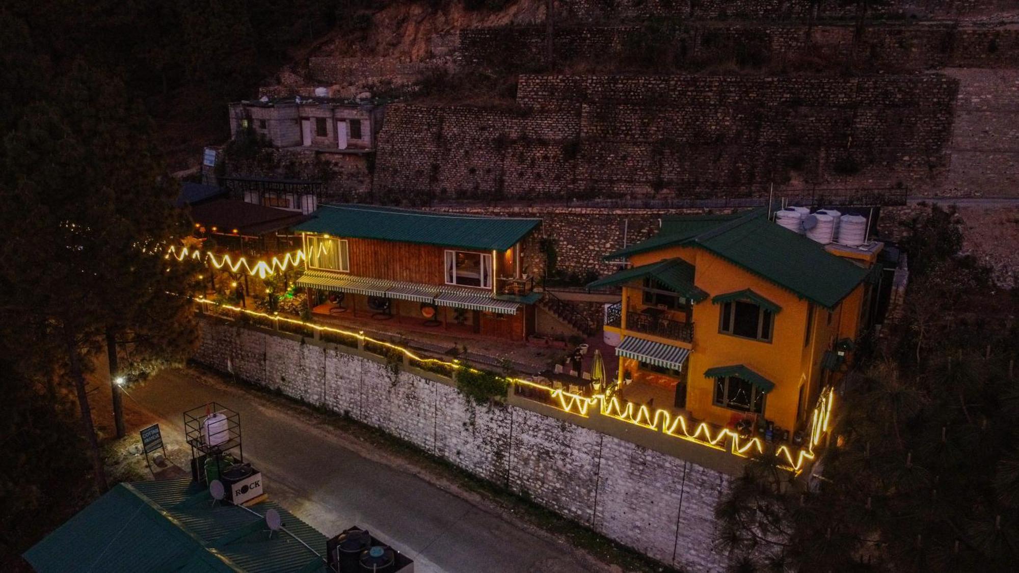 Hotel Thehimalayanliving Whistling Pines à Mukteshwar Extérieur photo