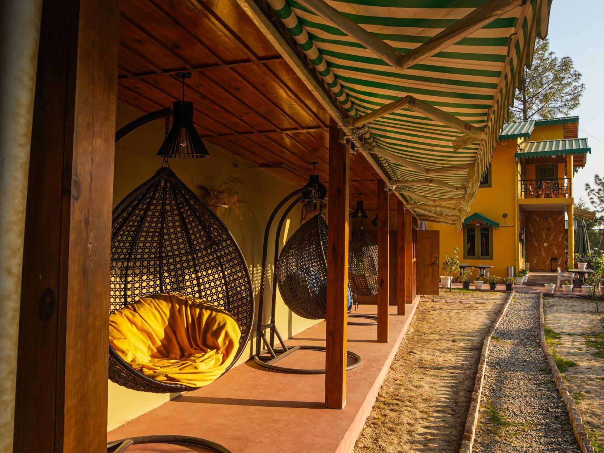 Hotel Thehimalayanliving Whistling Pines à Mukteshwar Extérieur photo