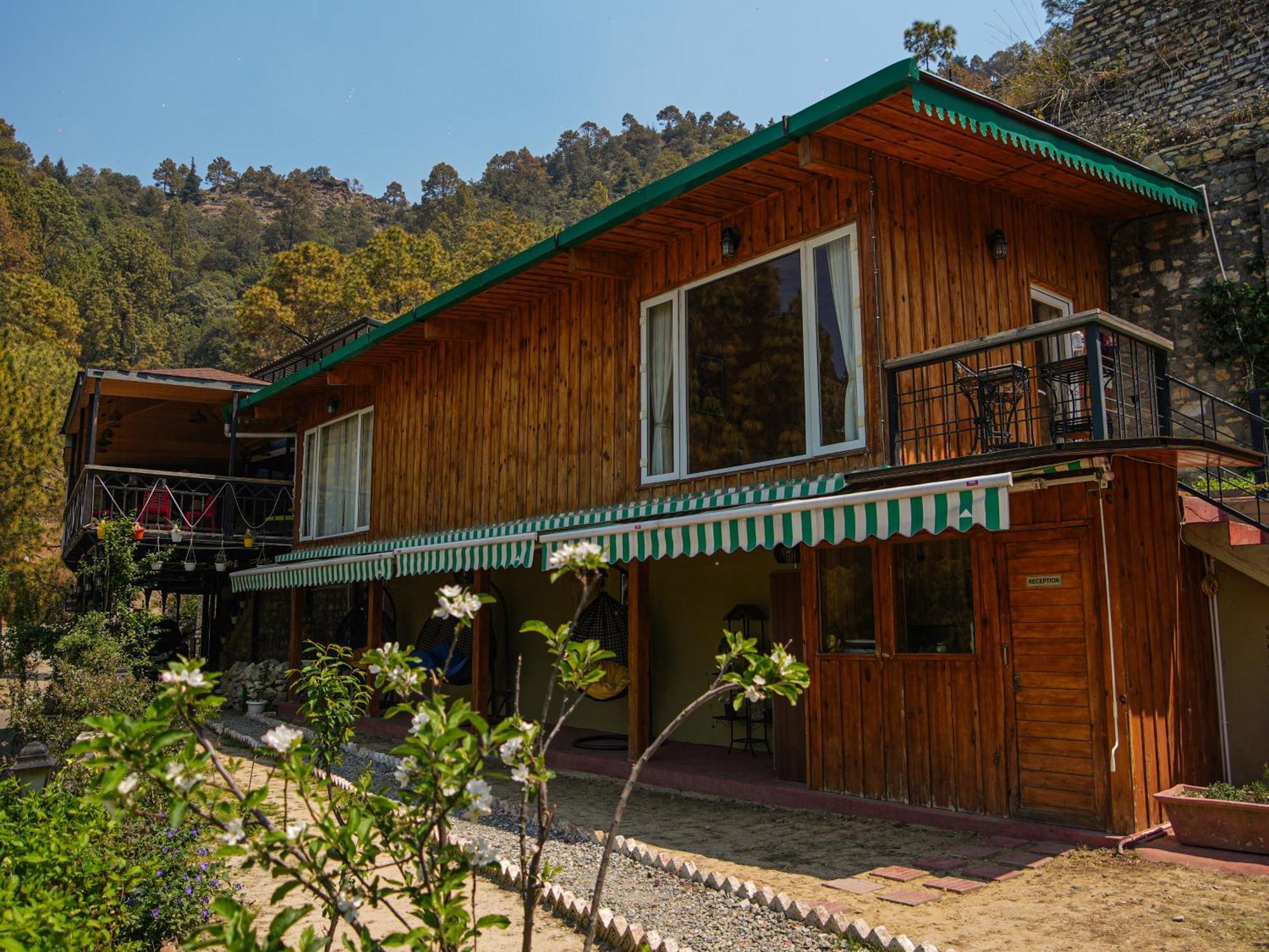Hotel Thehimalayanliving Whistling Pines à Mukteshwar Extérieur photo