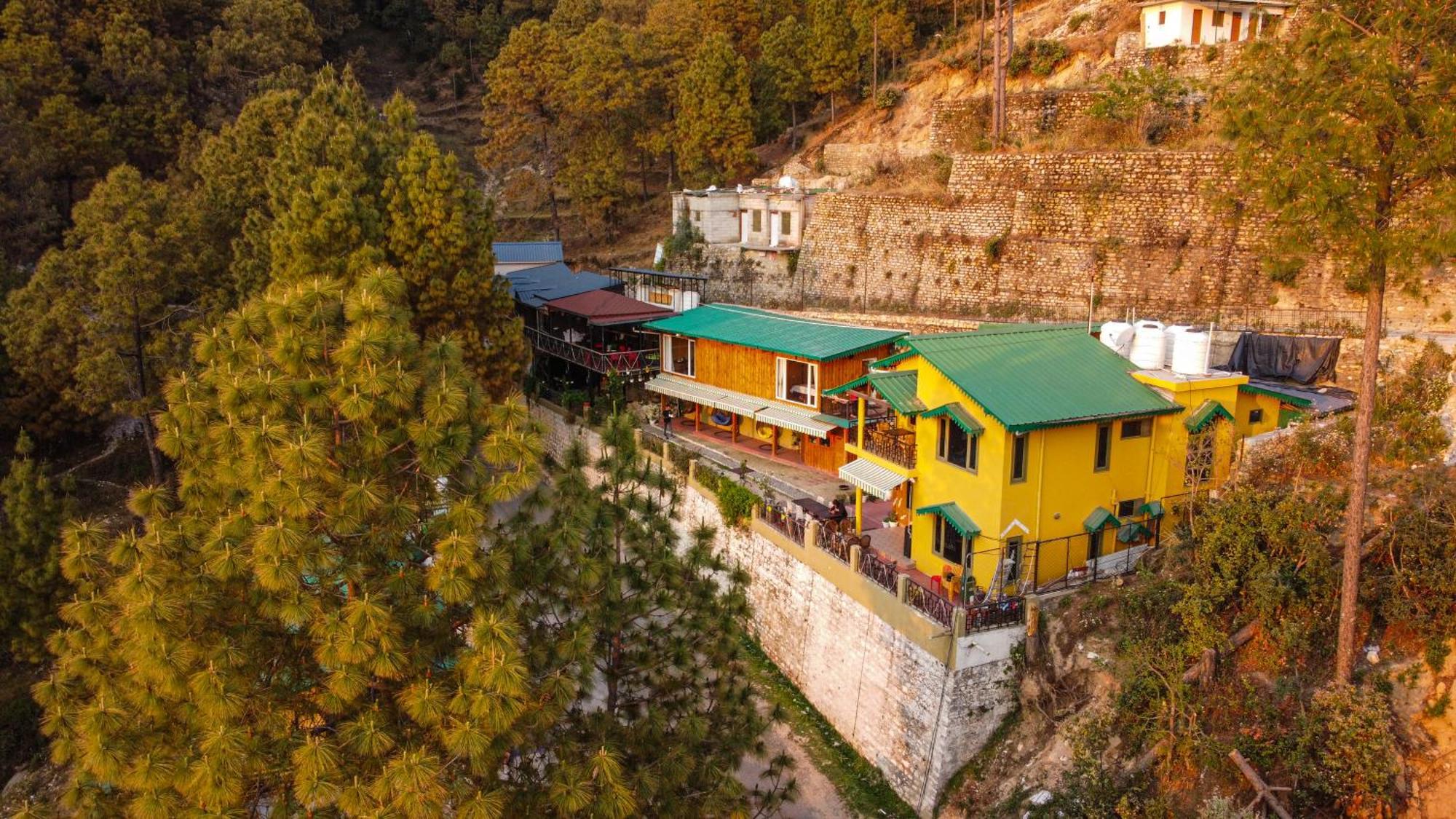 Hotel Thehimalayanliving Whistling Pines à Mukteshwar Extérieur photo