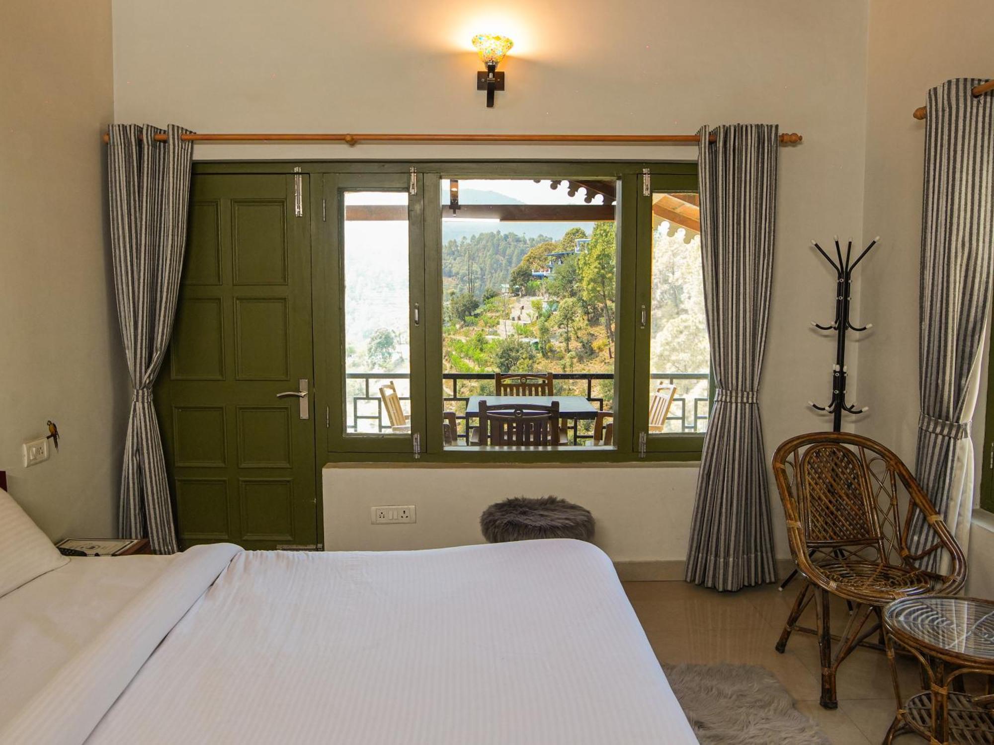 Hotel Thehimalayanliving Whistling Pines à Mukteshwar Extérieur photo